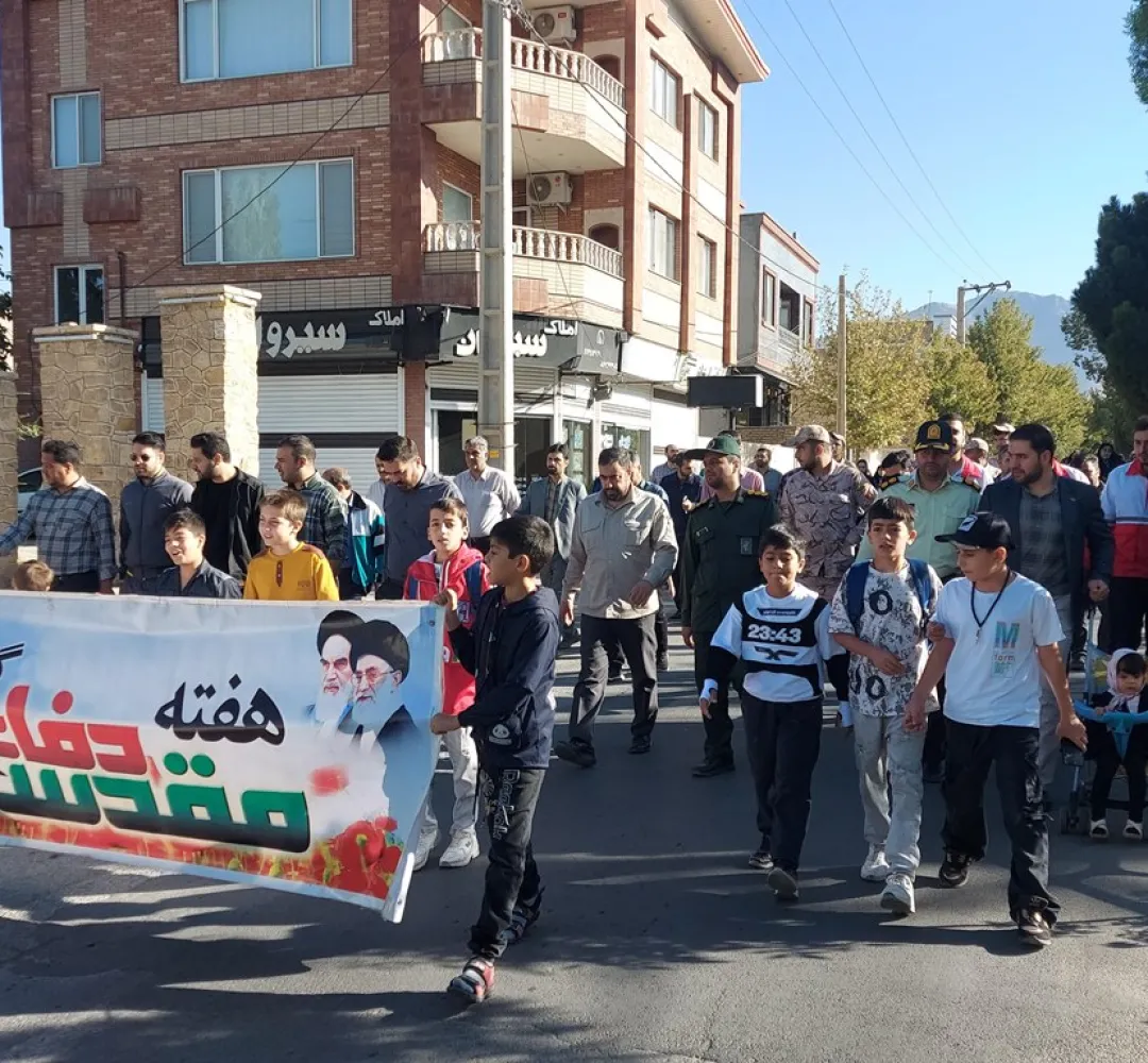 پیاده‌روی خانوادگی در تفرش برگزار شد