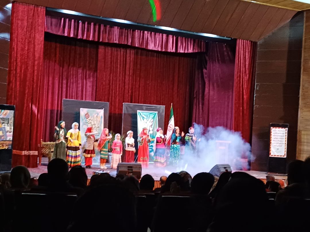 جشن مهر پدری در ساوه برگزار شد