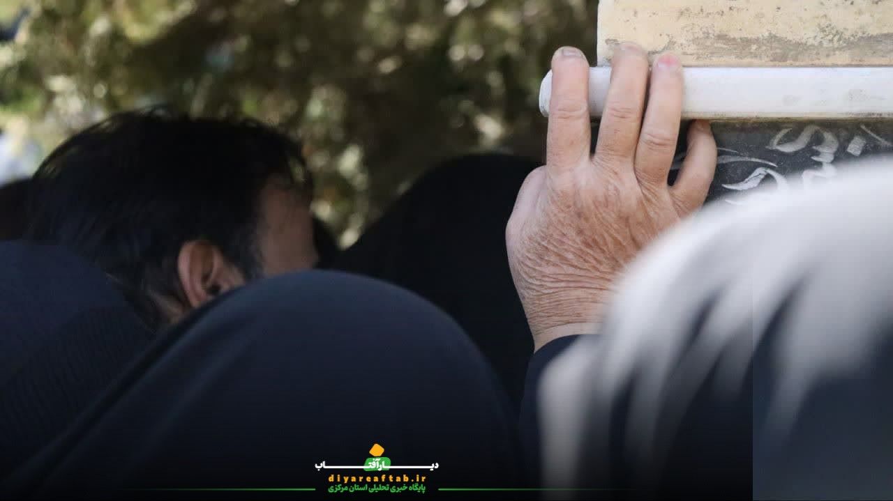 تشییع ۸ شهید در خمین