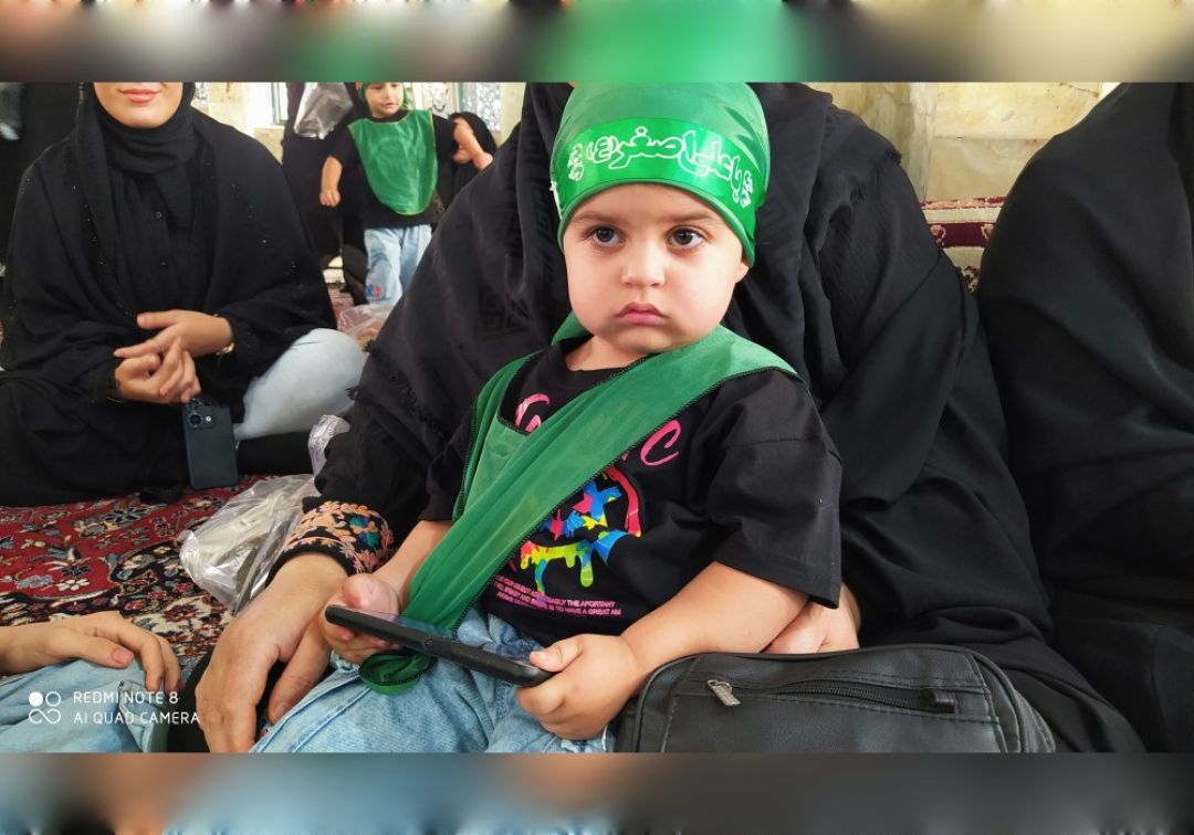 مراسم شیرخواران حسینی در خنداب برگزار شد