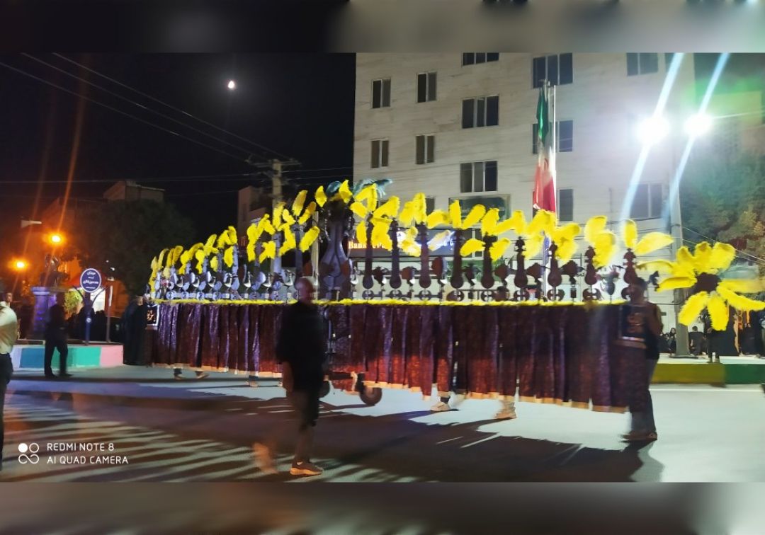 برپایی دسته‌های عزاداری و سینه‌زنی در شب تاسوعا