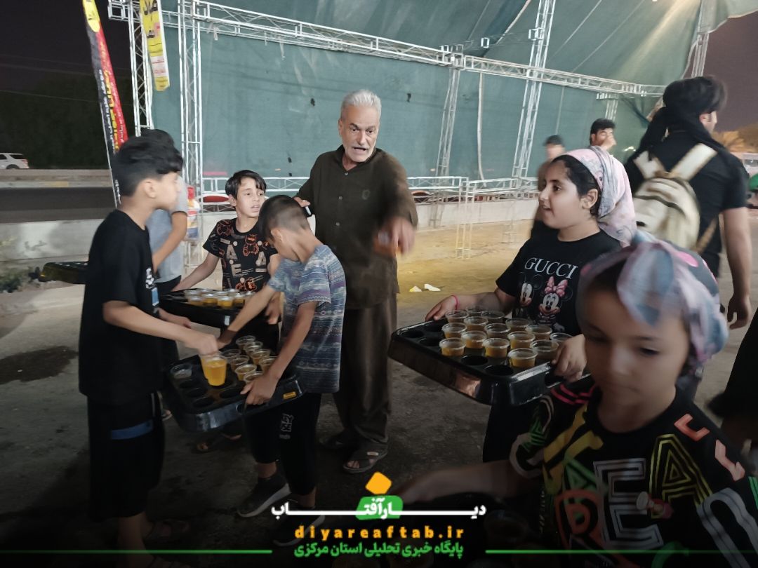 پذیرایی موکب‌ها از زائران امام حسین (ع)