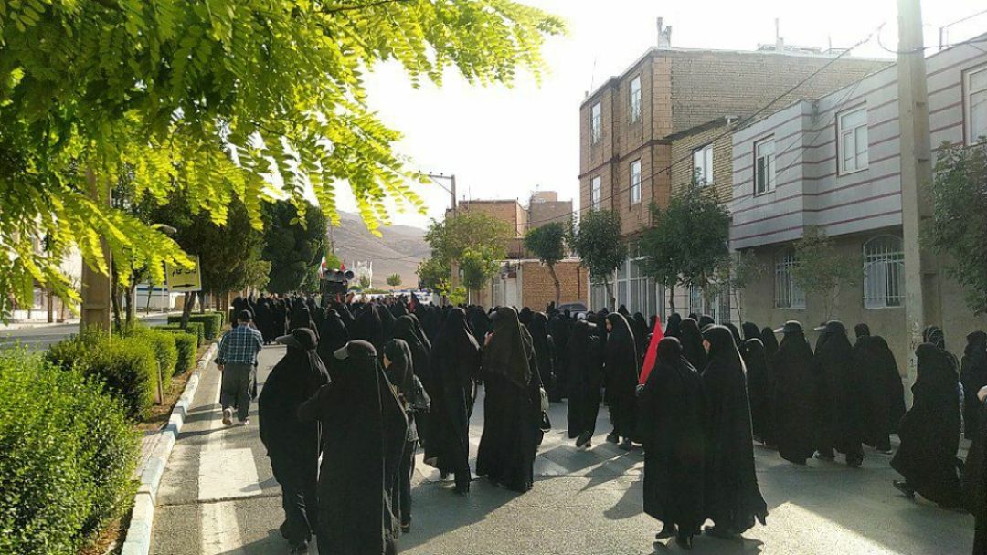 مراسم جاماندگان اربعین در خنداب برگزار شد