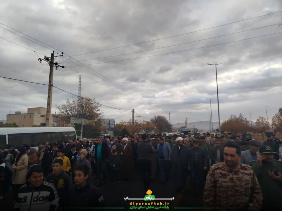 تشییع پیکر «شهید گمنام» در خمین