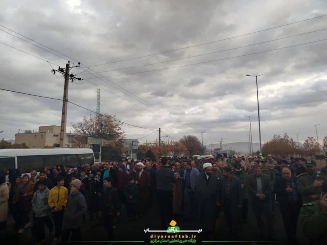 تشییع پیکر «شهید گمنام» در خمین