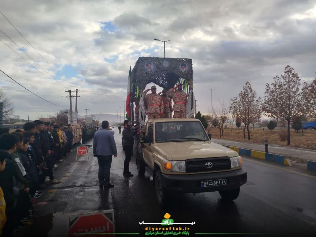 تشییع پیکر «شهید گمنام» در خمین