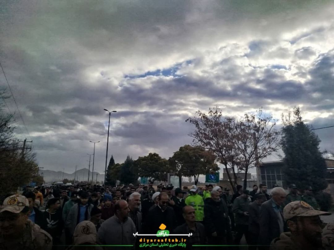 تشییع پیکر «شهید گمنام» در خمین