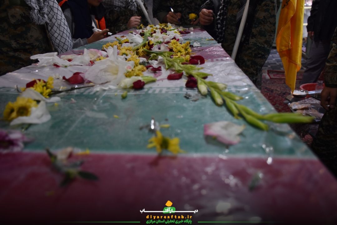 تشییع پیکر «شهید گمنام» در مسجد کوثر