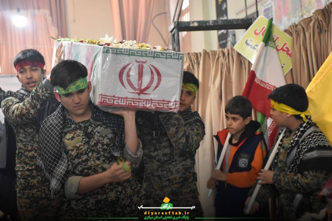 تشییع پیکر «شهید گمنام» در مسجد کوثر